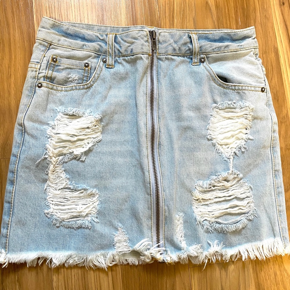 Forever21 zip up denim skirt
